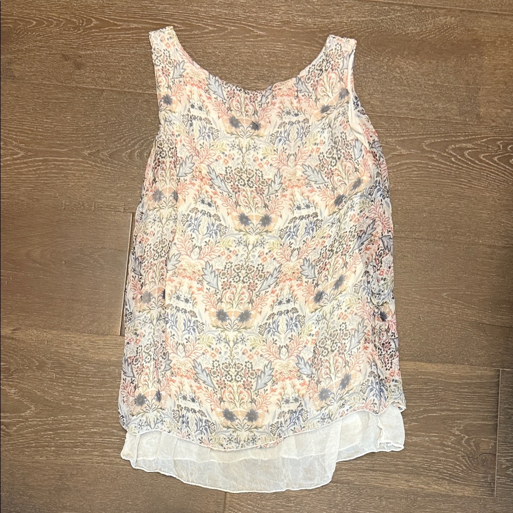 Floral Layered Ruffle Sleeveless Blouse - Picture 3 of 5